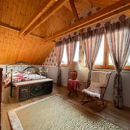 Cozy Family House Odorin