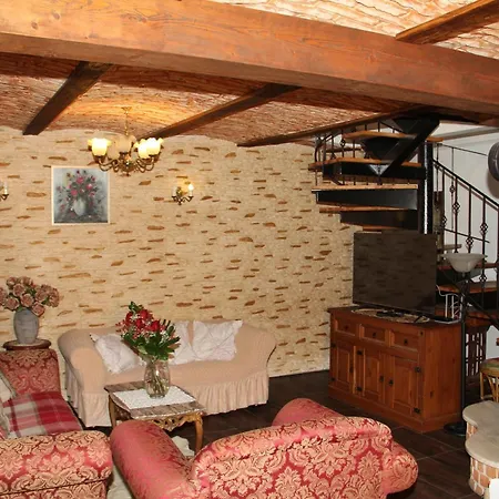 Cozy Family House Vakantiehuis Odorin